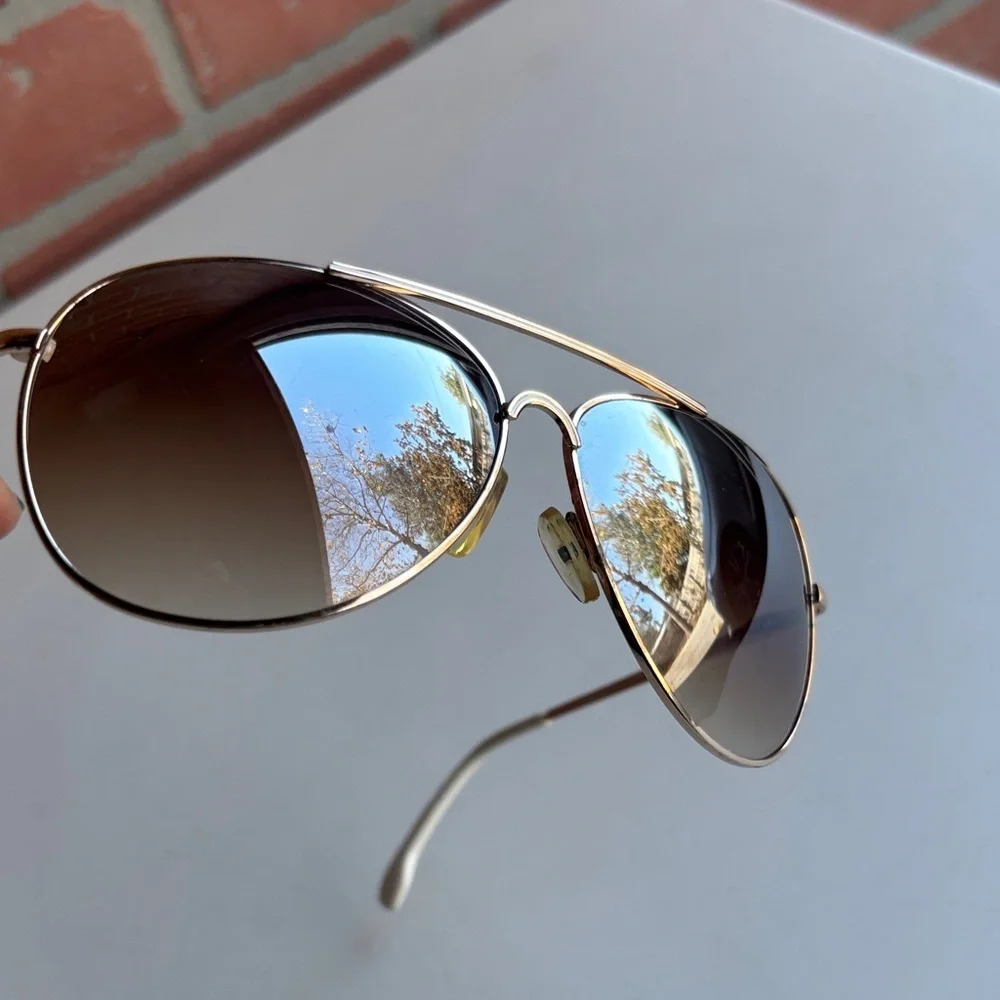 Jessica Simpson metal Gold Aviator Sunglasses with Brown gradient Lenses
